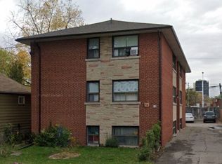 14 Vanevery St UNIT 3, Toronto, ON M8V 1Y6