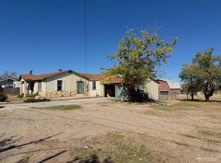 1275 W Valley Blvd, Tehachapi, CA 93561