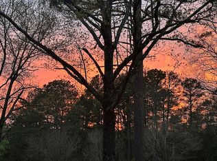 405 Dowell Ln, Batesville, AR 72501