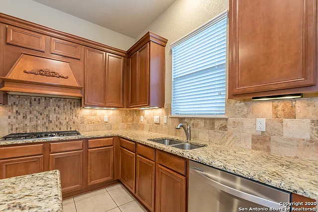 13822 Oakview Cv — Photo 27