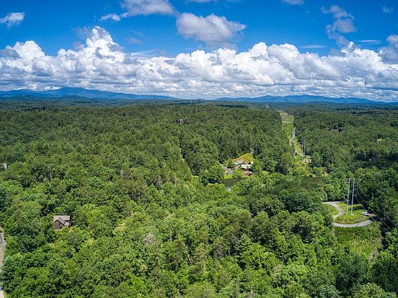 4th image of 216 Toccoa River Forest Ln