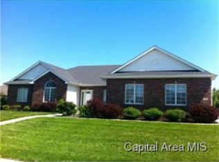 7204 Piper Glen Dr, Springfield, IL 62711