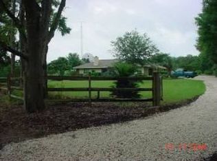 3353 SE Highway 314a, Ocklawaha, FL 32179