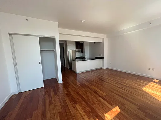 Rented by Triumph Property Group | media 11