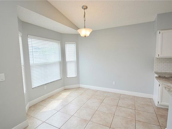 5th image of 11931 Cheltinham Dr