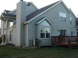 1935 Tamahawk Ln, Naperville, IL 60564