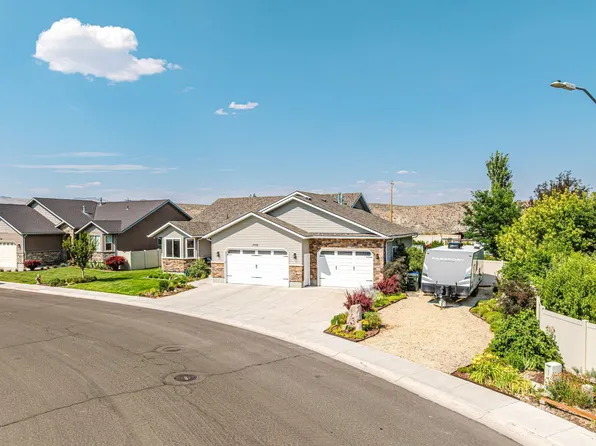 3702 Valley Ridge Ave, Elko, NV 89801