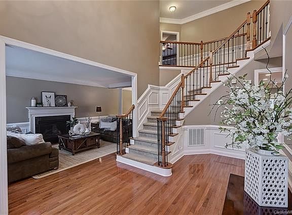 2nd image of 14208 Carlton Woods Ln
