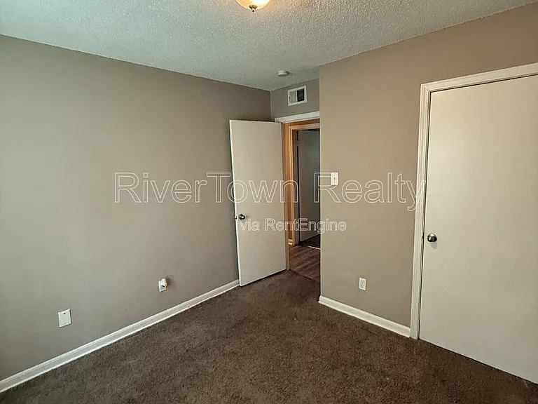 3386 Spring Water Cv — Photo 28