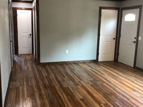 4th image of 1319/1321 Marshall St