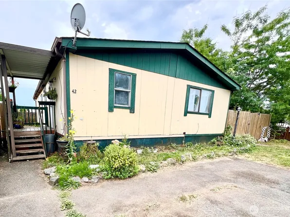 300 Park Avenue #42, Buckley, WA 98321