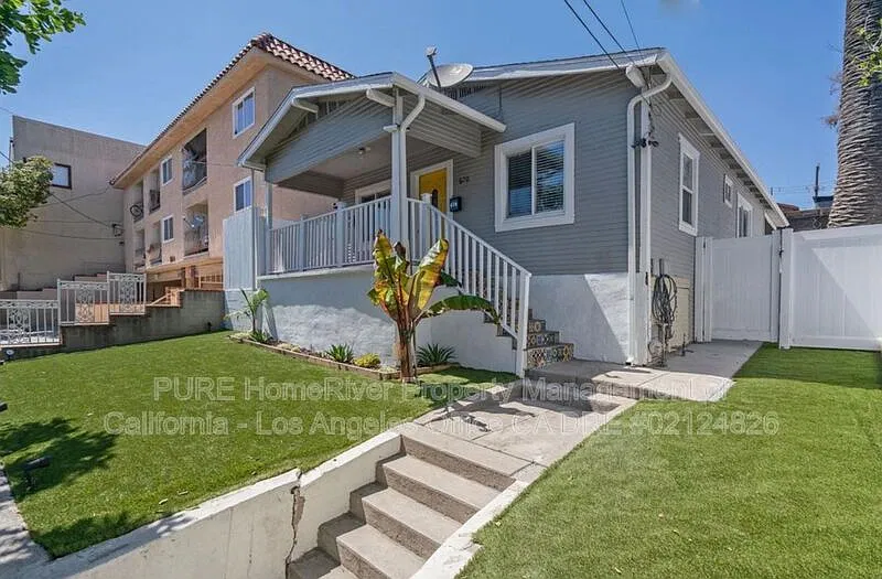 2 bed, 1.0 bath, 816 sqft, $2,895 — Photo 3