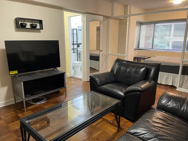 2141 I St NW #405 — Photo 7