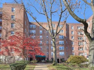 27-10 Parsons Boulevard #6H, Flushing, NY 11354