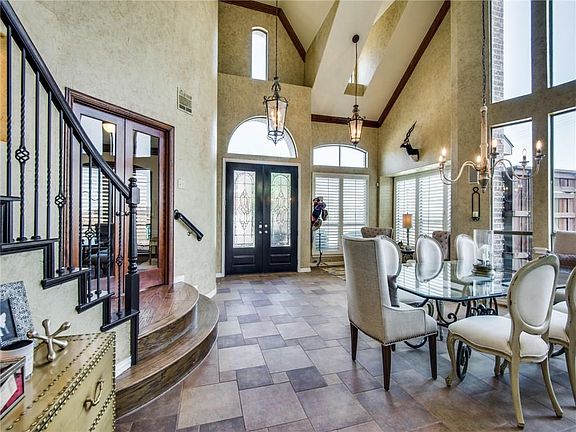 3rd image of 6048 Hidden Creek Ln