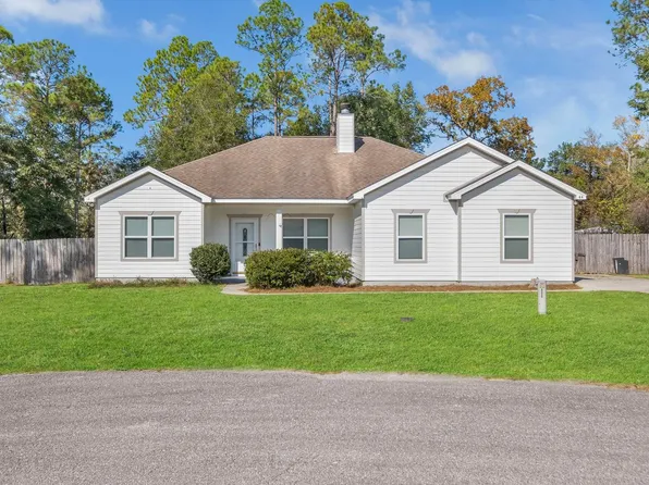 44 Evergreen Dr, Crawfordville, FL 32327