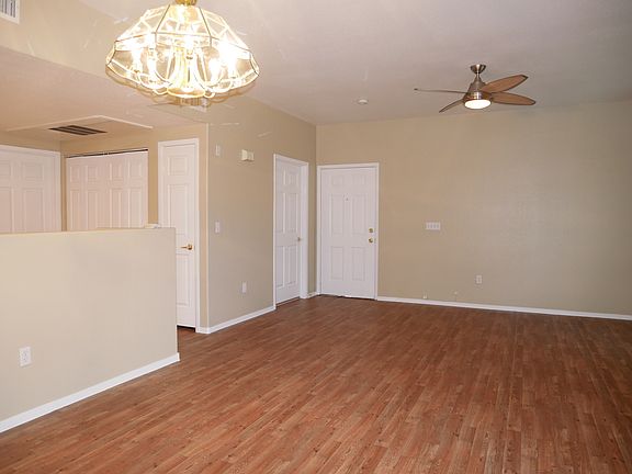 3rd image of 9303 Gilcrease Ave Unit 1172