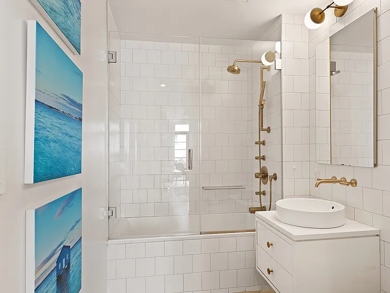537 Lorimer St #302 — Photo 11