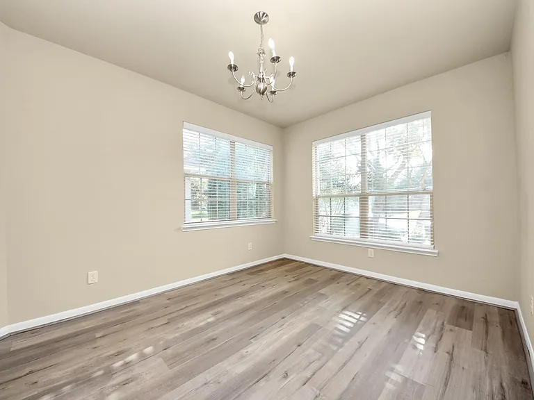 6106 Grassy Haven Ln — Photo 13