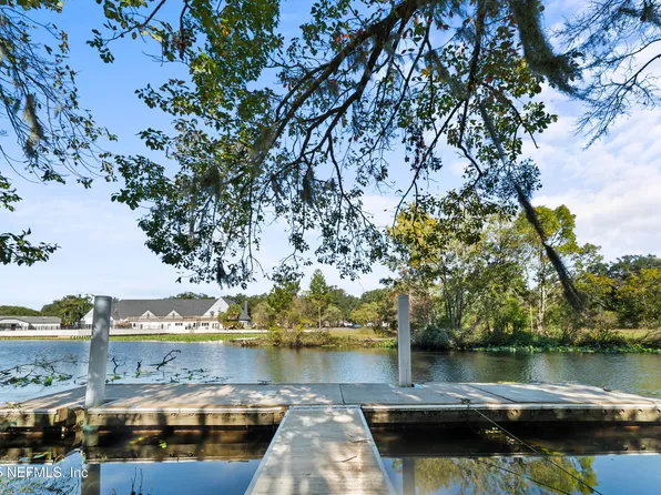 6039 HYDE PARK Circle, Jacksonville, FL 32210