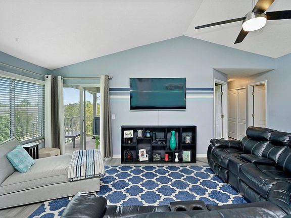 3rd image of 1518 Butler Ct APT 304