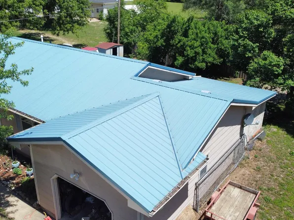 206 N Willow St, Solomon, KS 67480