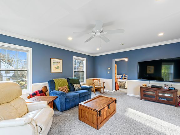 111 Central Parkway
