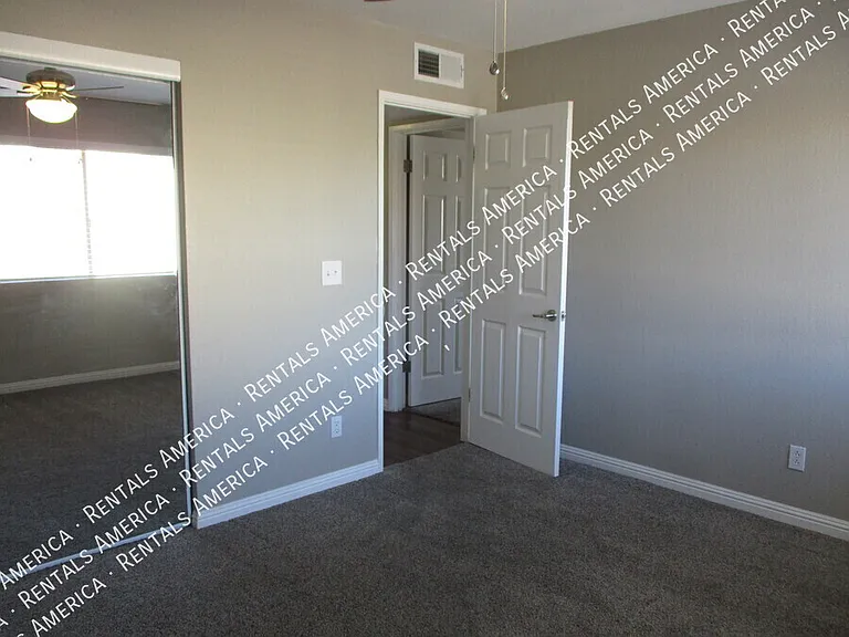 1350 N 85th Pl — Photo 14