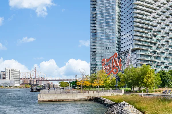 Rented by Compass | media 24