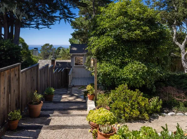 24752 San Carlos St, Carmel, CA 93923
