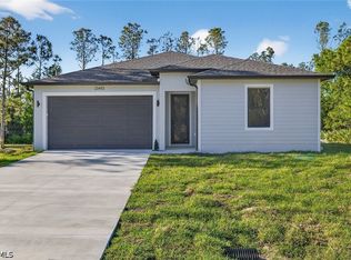 23493 Roscoe Ave, Punta Gorda, FL 33980 | MLS #2026023782 | Zillow