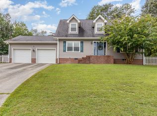 29 Cherry Cir, Ringgold, GA 30736