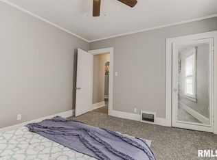 2332 S 5th St, Springfield, IL 62703