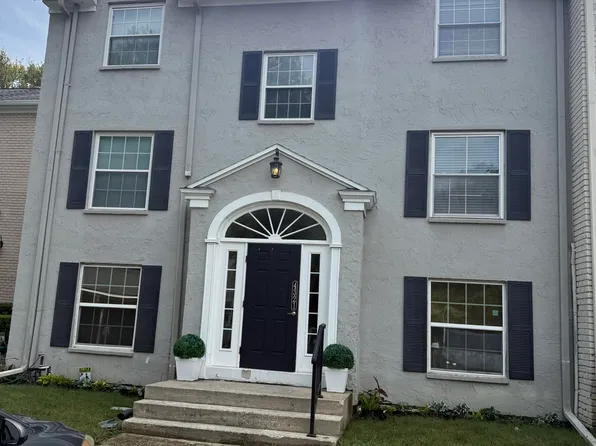 4321 PLAZA GATE Lane S #202, Jacksonville, FL 32217