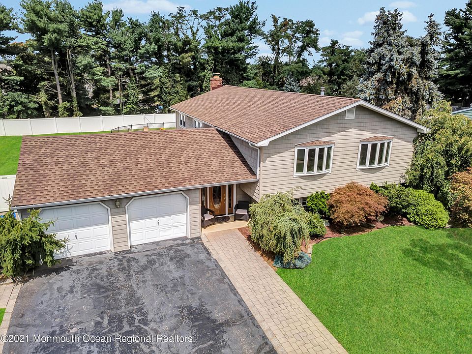 1st image of 338 Marc Dr