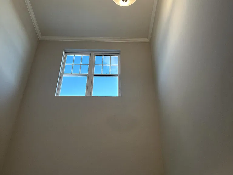 1633 Trembley Park Dr — Photo 7