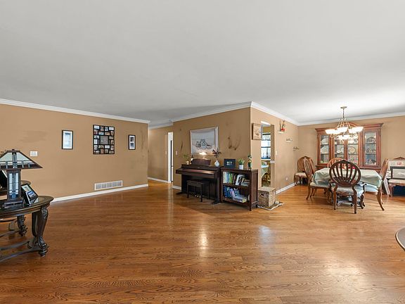 5th image of 1644 Verdin Ln