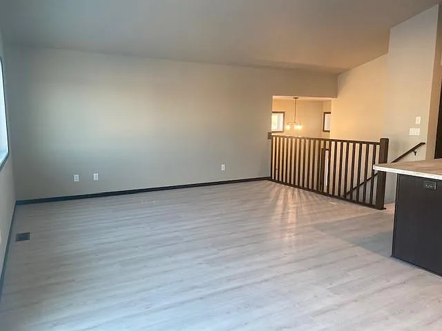 Vaulted Ceilings!