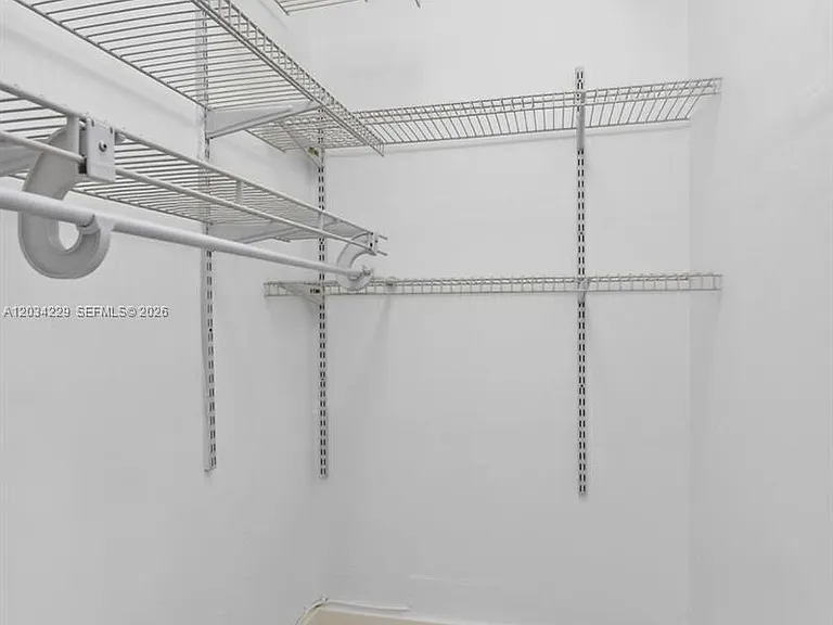 17001 NW 53rd Ct — Photo 35