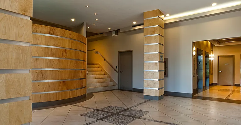 5 Harding Ave — Photo 1