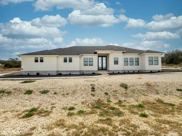 1104 Santa Rosa Ct
