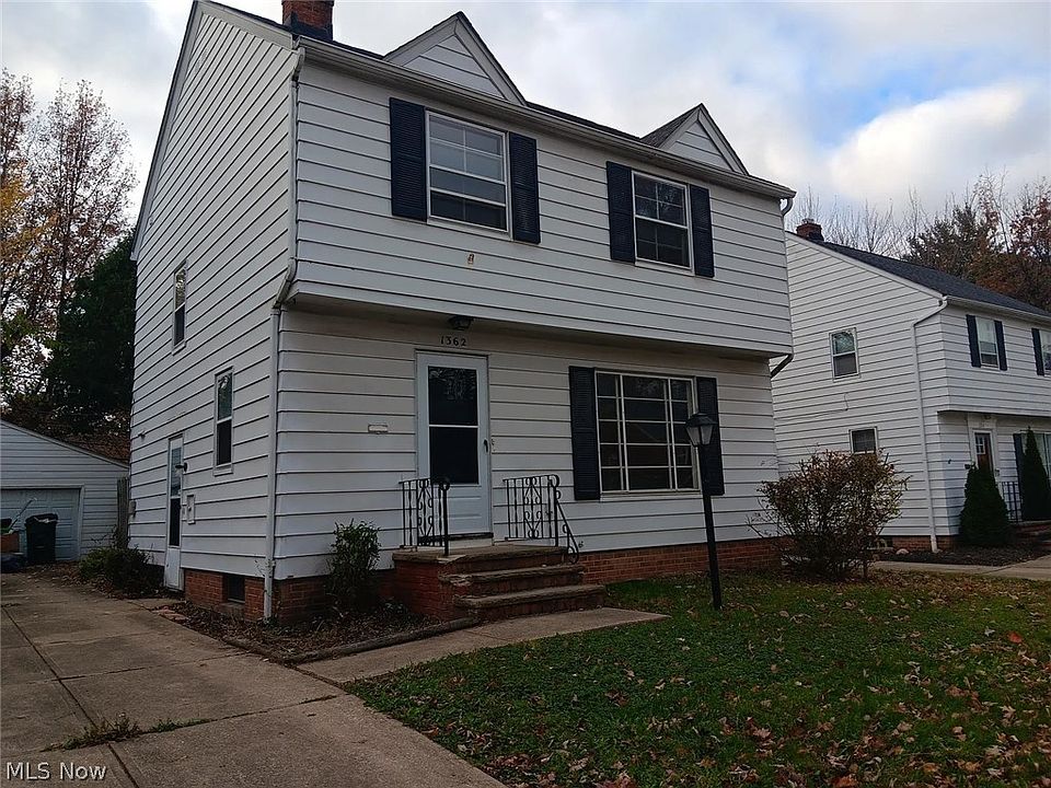 1st image of 1362 Villa Dr