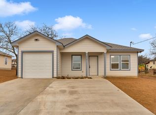 1917 Greenwood Lane, Kingsland, TX 78639