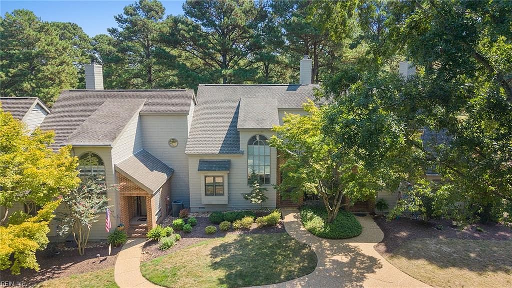 345 Archers Mead — Kingsmill Country Club
