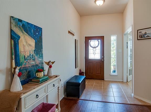 4th image of 9013 Heartwood Dr