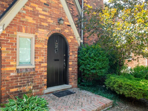 331 McKinley Ave, Grosse Pointe Farms, MI 48236