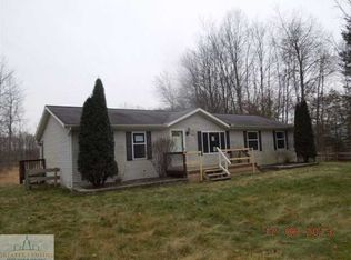 4695 Spears Rd, Pinckney, MI 48169