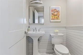16 Downey St #16 — Photo 22