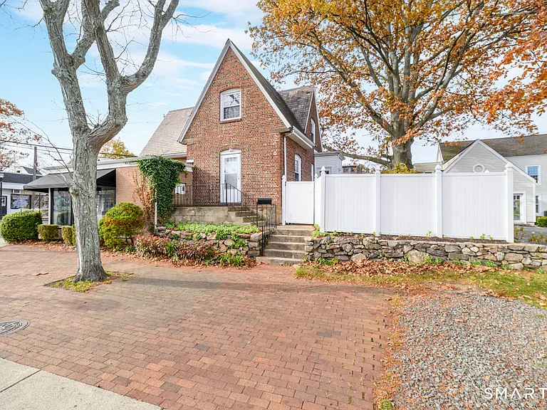 58 Post Rd — Photo 1