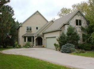 6338 Valley View Rd, Edina, MN 55436